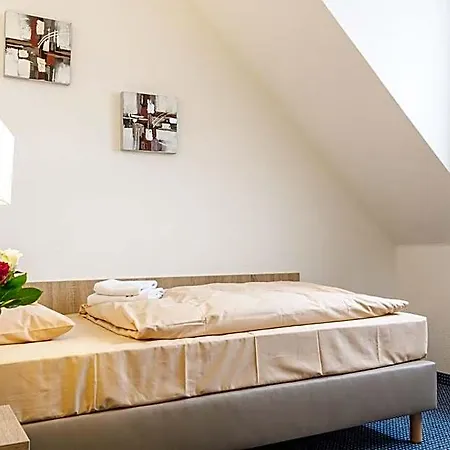 Kelkheimer Hof Hotel 3*